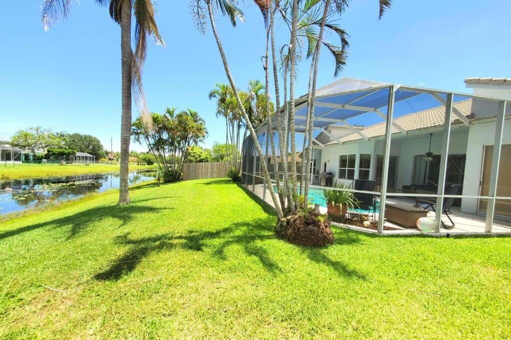 Our Beautiful Florida Vacation Home With Heated Pool Port St. Lucie Εξωτερικό φωτογραφία