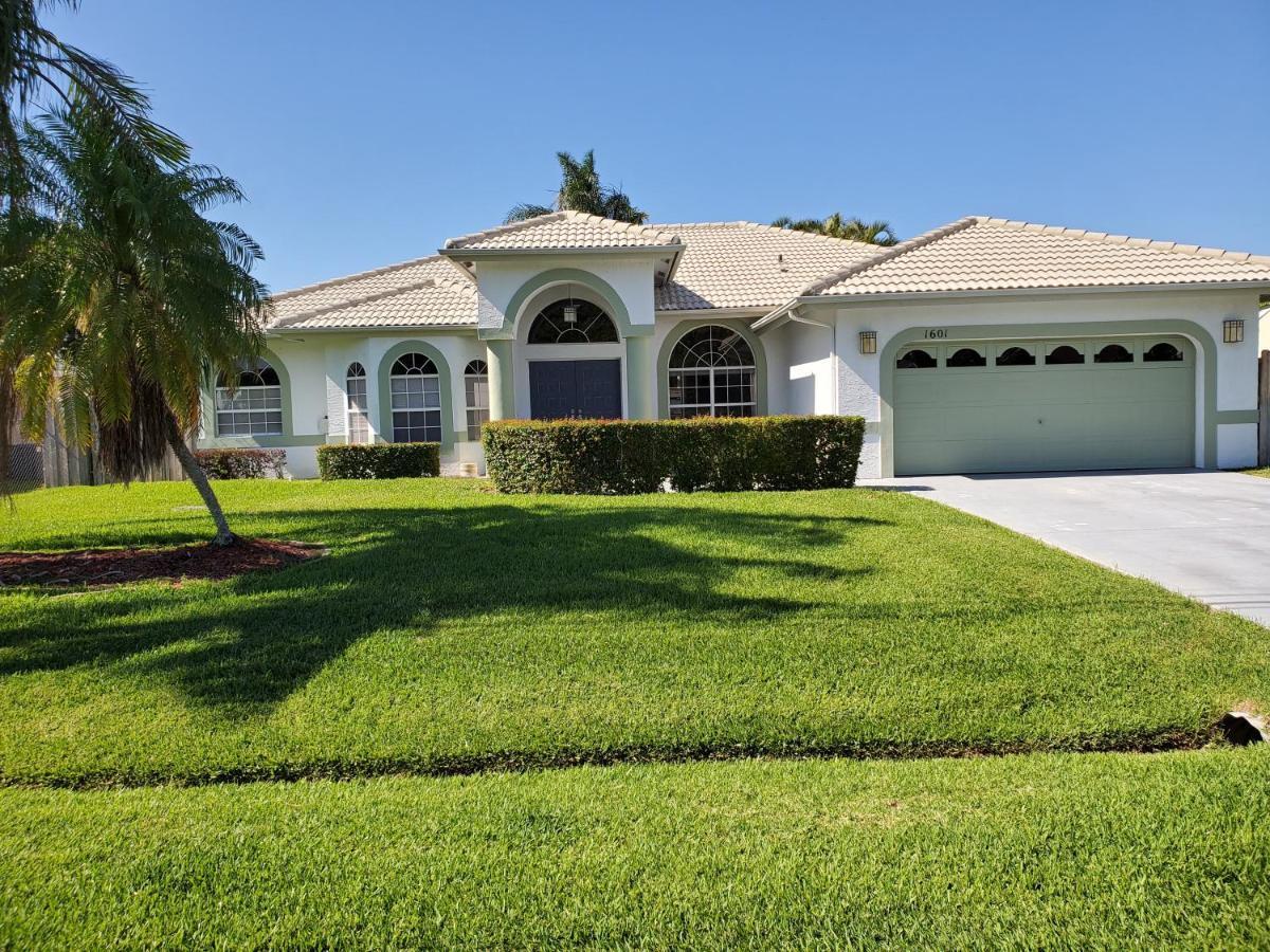 Our Beautiful Florida Vacation Home With Heated Pool Port St. Lucie Εξωτερικό φωτογραφία